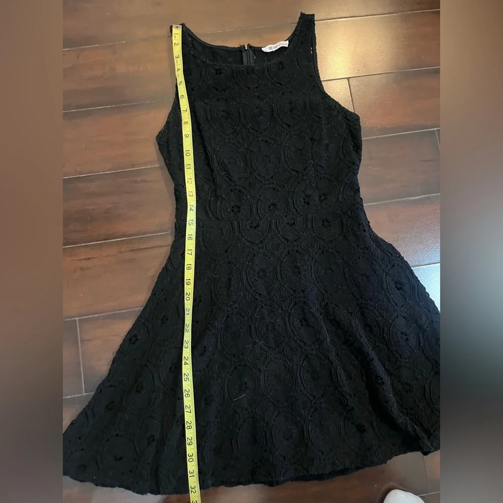 BB Dakota Black Lace Skater Mini Dress Size Small
